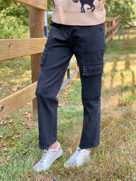 EB0EACAC-5A3E-4A4D-AA2A-